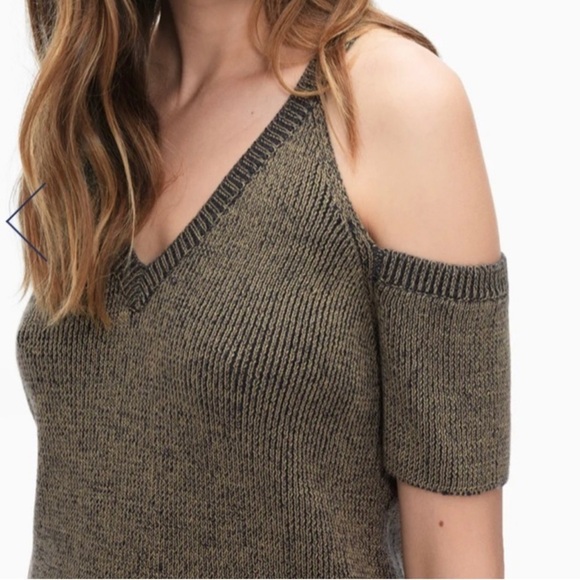 SPLENDID Surrey Marl Cold Shoulder Wool Knit V Neck Top - Picture 2 of 14